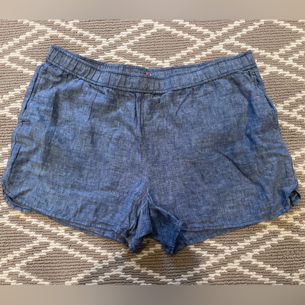 Vineyard Vines Womens linen shorts